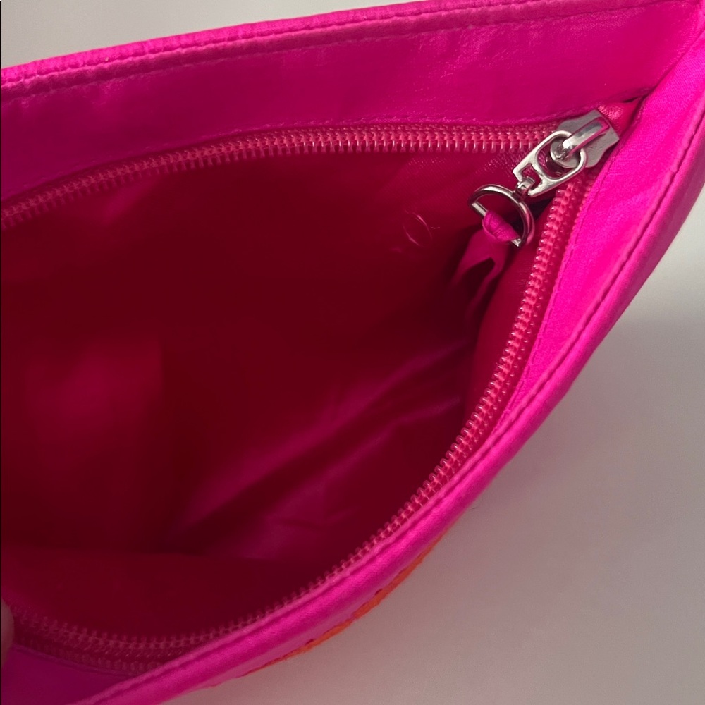 Shiraleah  hot pink silk shell clutch purse - Picture 3 of 3